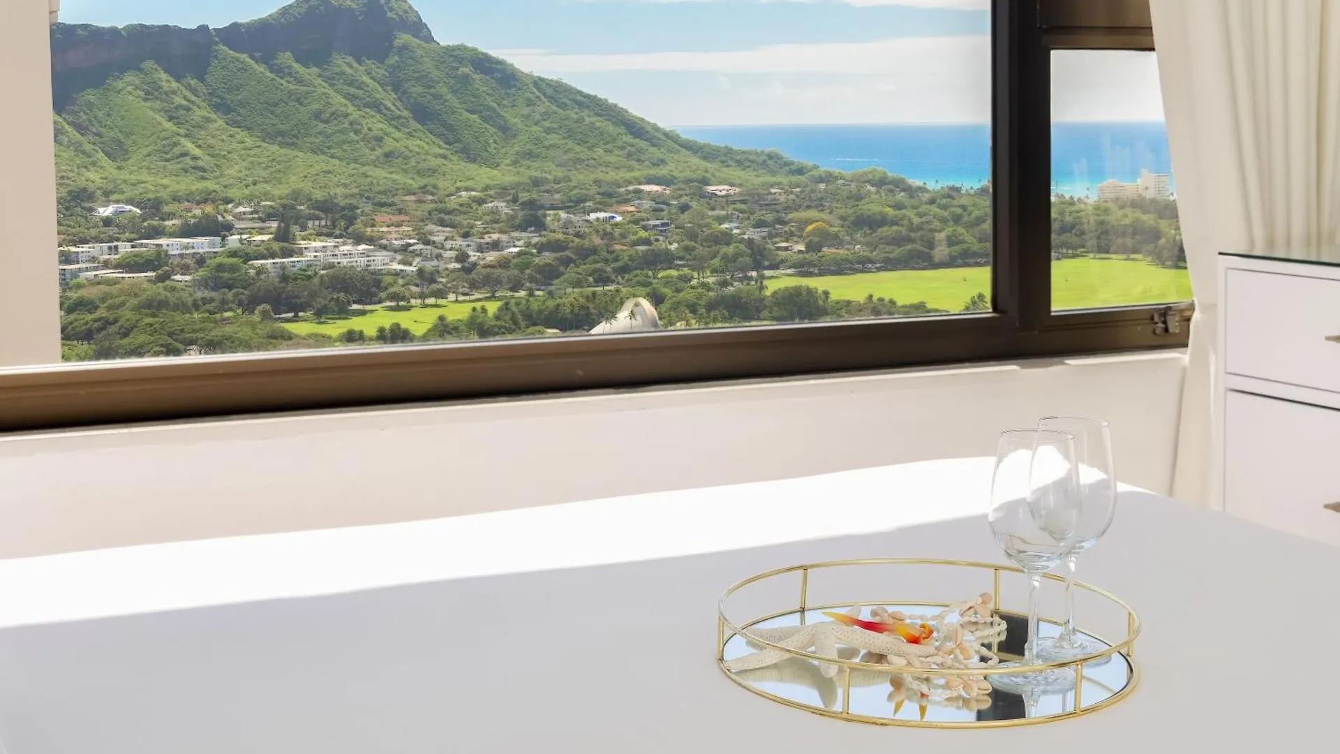 Appartement Gorgeous Beach Dream Penthouse With Ocean Views, Parking Included Honolulu Verenigde Staten
